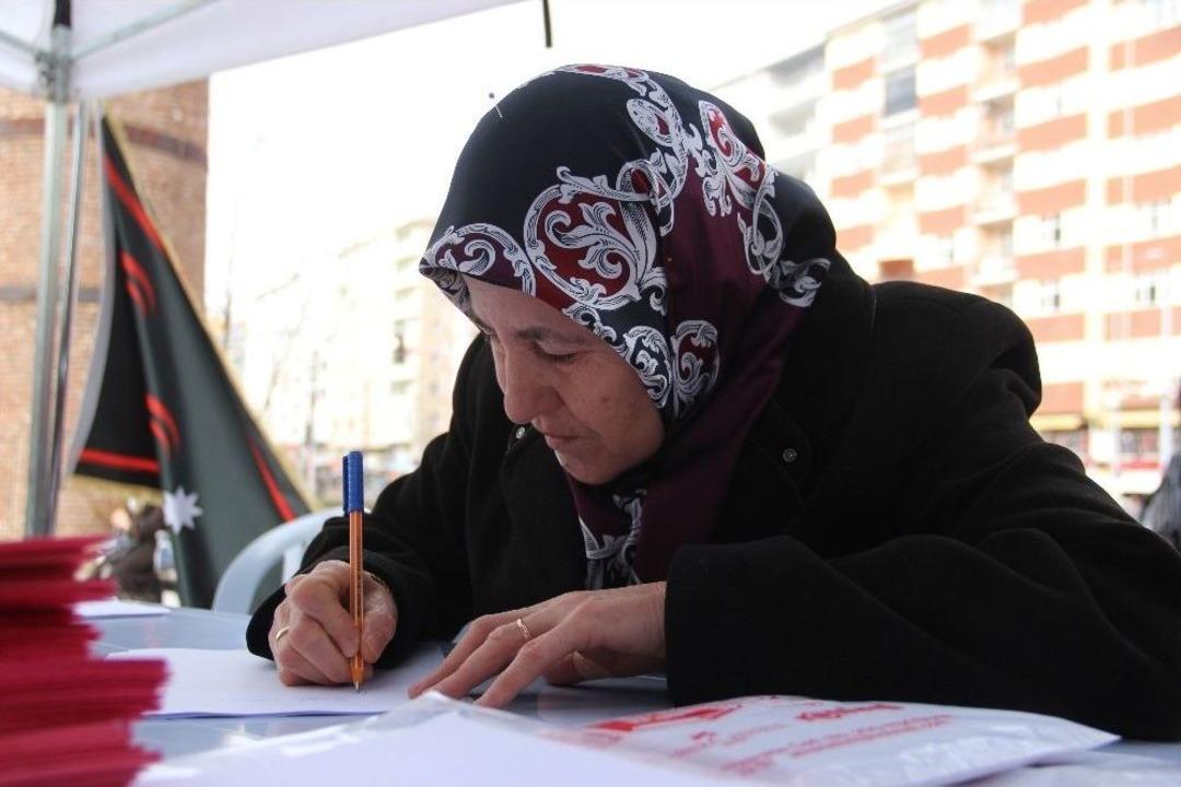 Yaşlı Teyzeden Mehmet&ccedil;iğe Duygulandıran Mektup