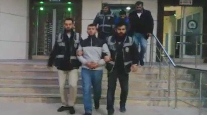 &Ccedil;alıntı Otomobille Kapka&ccedil; Yapan Şahıslar Yakalandı