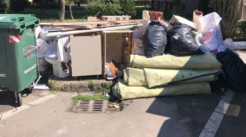 İzmit&rsquo;te &Ccedil;evreyi Kirletenlere Ge&ccedil;it Verilmiyor