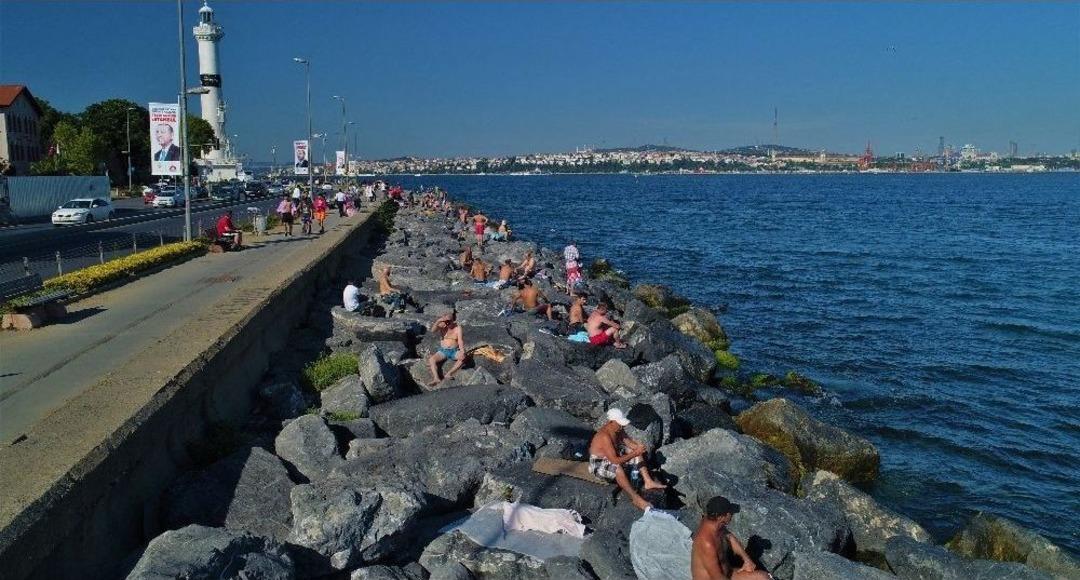 (&ouml;zel) Plaja D&ouml;nen Sarayburnu Sahili Havadan G&ouml;r&uuml;nt&uuml;lendi