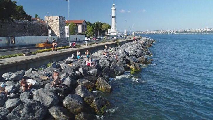 (özel) Plaja Dönen Sarayburnu Sahili Havadan Görüntülendi G3