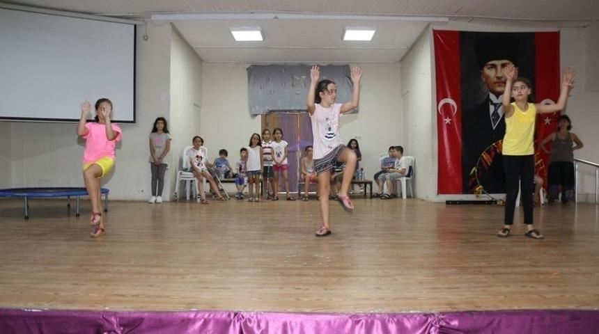 Marifetlerini İngilizce Sergileyecekler