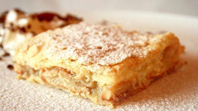 Muhallebili Milföy Pastası