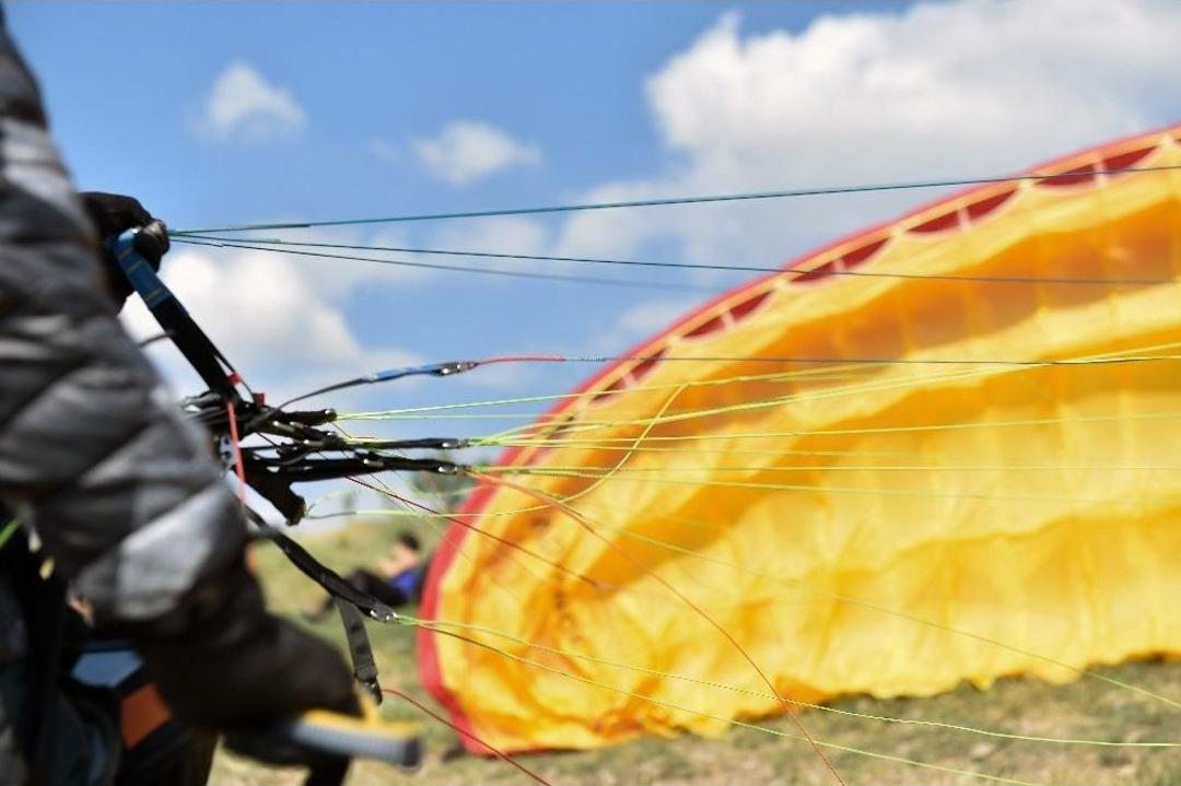 Yama&ccedil; Paraş&uuml;t&ccedil;&uuml;lerinin Buluşma Noktası Ayaş