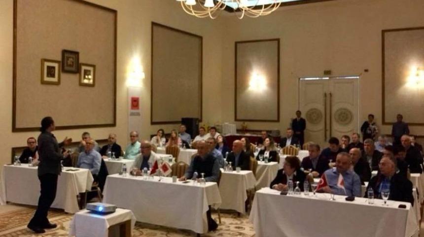 &lsquo;etkili İletişim&rsquo; &Ccedil;alıştayı