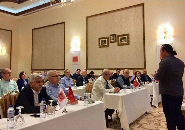 &lsquo;etkili İletişim&rsquo; &Ccedil;alıştayı 1