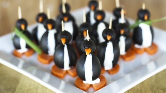 Siyah Zeytinli Penguenler