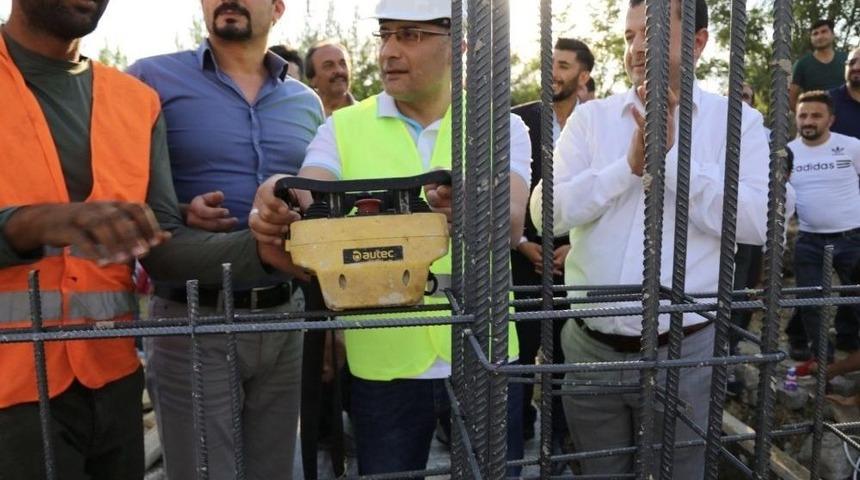 Lice&rsquo;nin İlk Modern Taziye Evinin Temeli Dualarla Atıldı