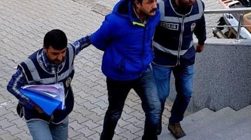 Alkol Aldığı Sırada Tartıştığı Arkadaşını &Ouml;ld&uuml;ren Zanlı Tutuklandı