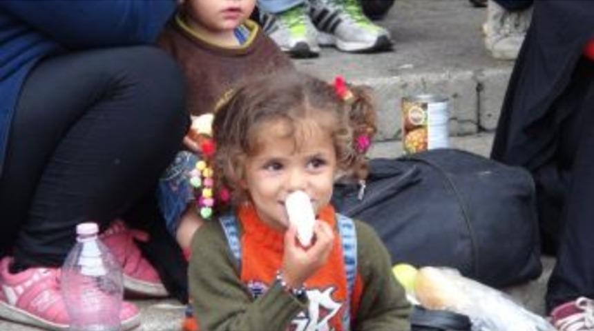 10 Binden Fazla M&uuml;lteci &Ccedil;ocuk Avrupa&rsquo;da Kayboldu