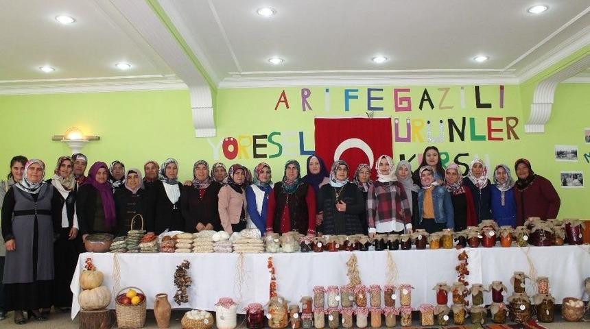 Sungurlu&rsquo;da 45 Bayan Kursiyer Sertifika Aldı