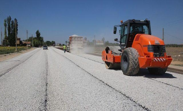 Karaman Belediyesi’nde Asfalt Çalışmaları Devam Ediyor