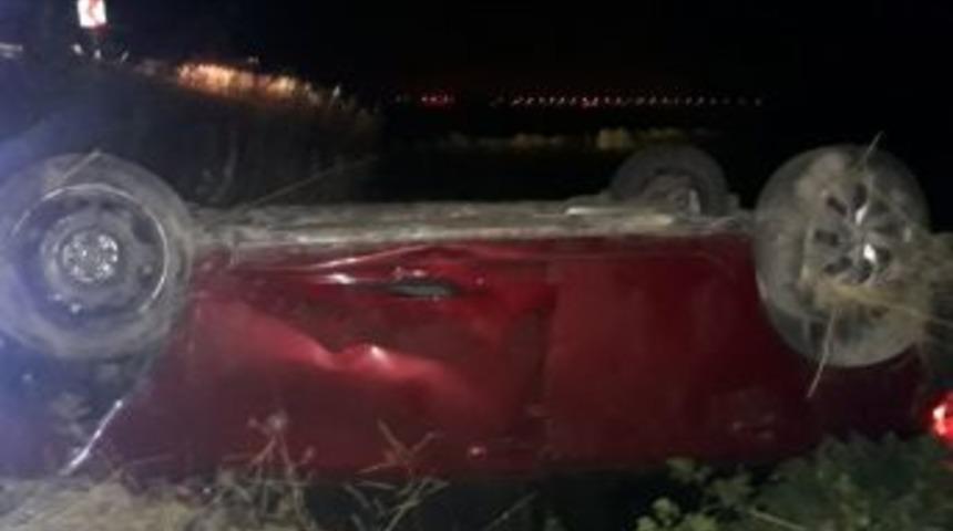 Ceyhan&rsquo;da Trafik Kazası: 2 Yaralı