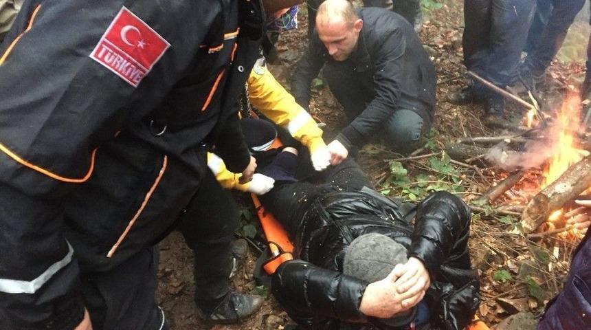 Dağda Mahsur Kalan Yaşlı Adam Kurtarıldı