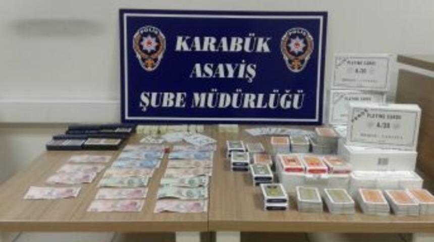 Polis Elektriği Kesip, Kumar Oynayanların Oyununu Bozdu