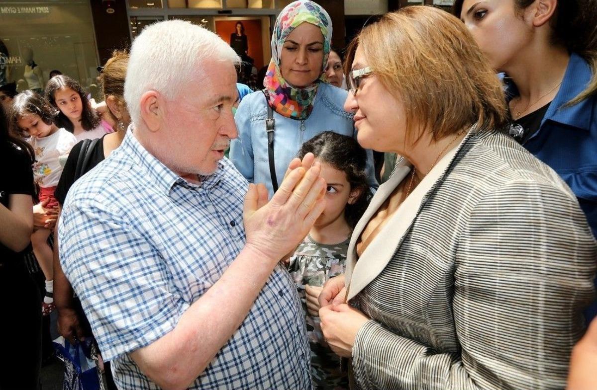 Fatma Şahin&rsquo;den Esnaf Ziyareti