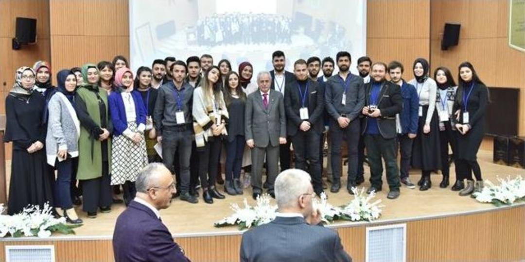 Et&uuml; 3. Kariyer Zirvesi Tamamlandı