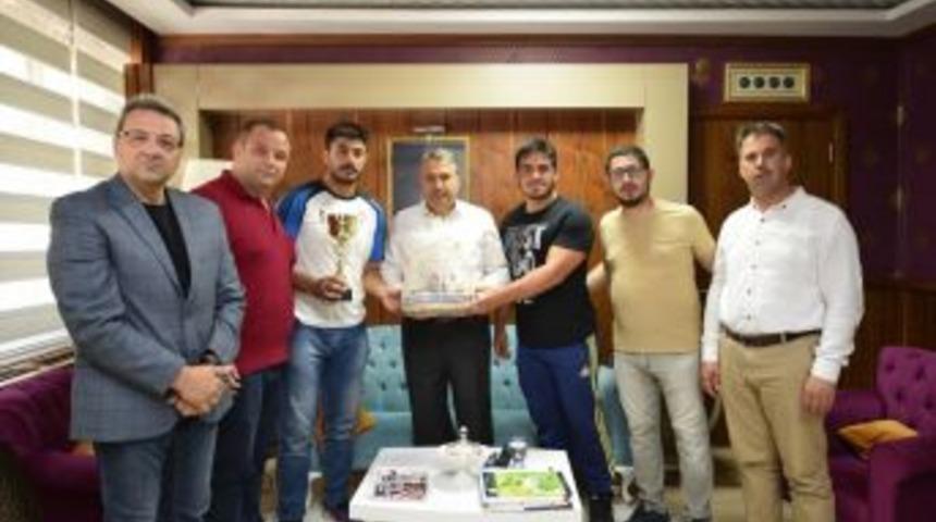 Başkan Çerçi, Başpehlivan Gökçen’i Ağırladı