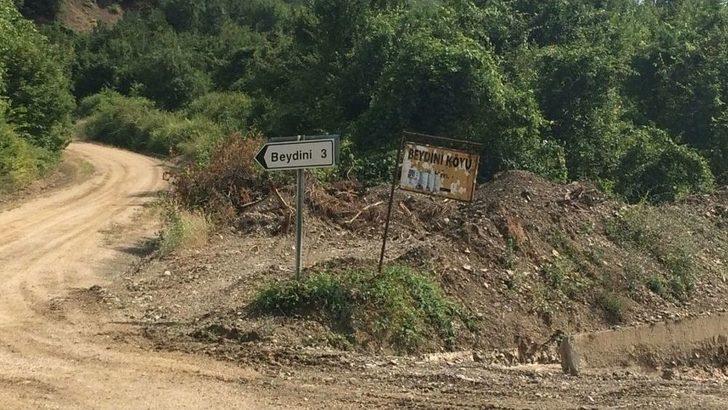 Karabük’te Köy Yangını: Ekiplerin Çalışması Sürüyor G4