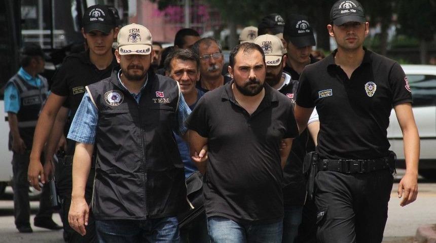 Polise Taş Atanlara Ceza Yağdı