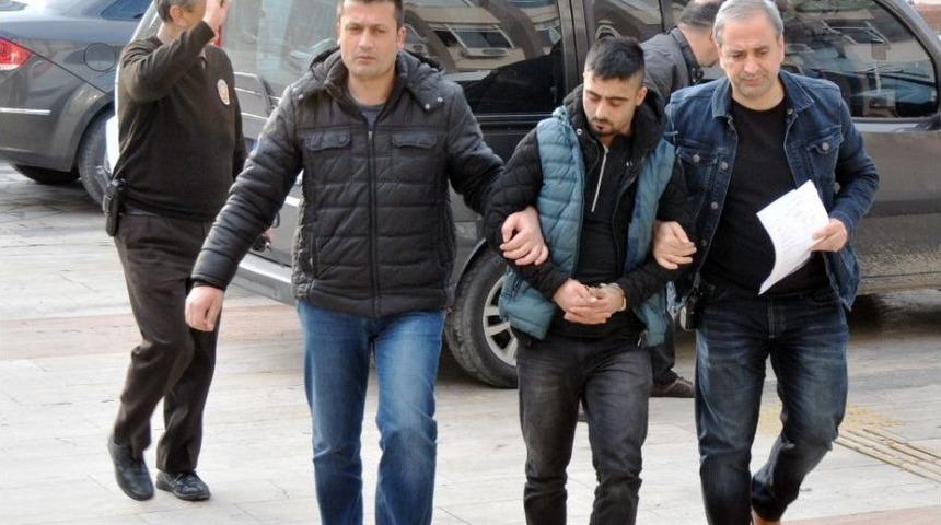 Kiralık Ara&ccedil;la Sigara Hırsızlığı