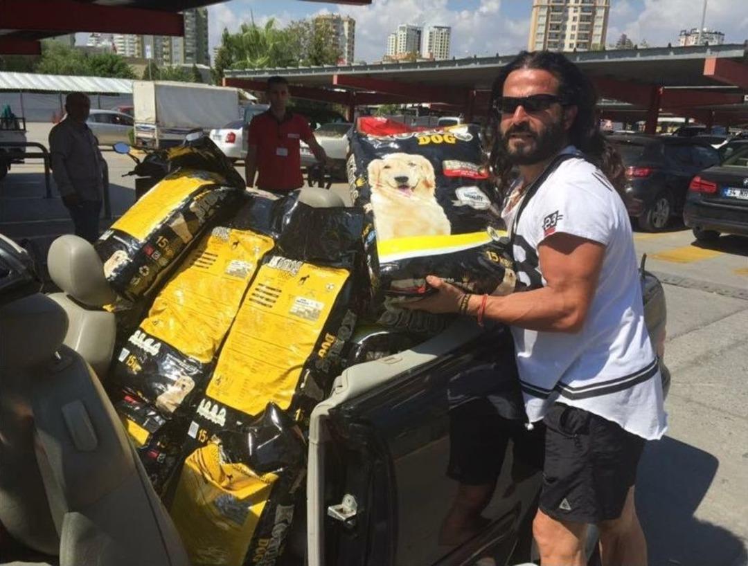 (&ouml;zel) Almanya&rsquo;da Fenomen Olan "&ccedil;ılgın T&uuml;rk" Motoruyla İstanbul&rsquo;a Geldi