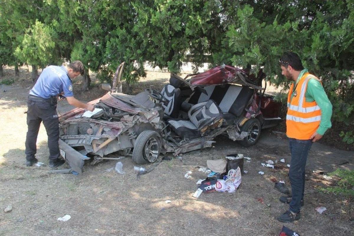 Adana&rsquo;da Trafik Kazası 1&rsquo;i Bebek: 2 &Ouml;l&uuml;