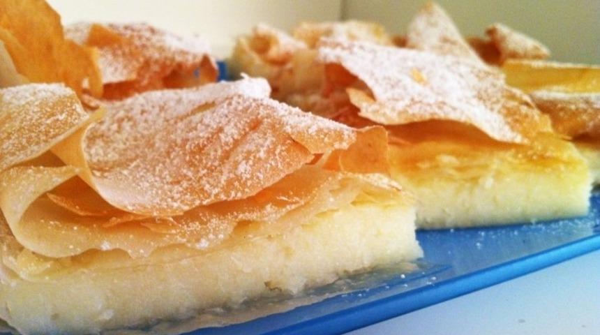 Yannis, Bana Oradan Bir Bougatsa