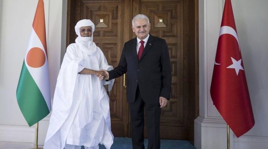 Başbakan Yıldırım, Nijer Başbakanı İle G&ouml;r&uuml;şt&uuml;