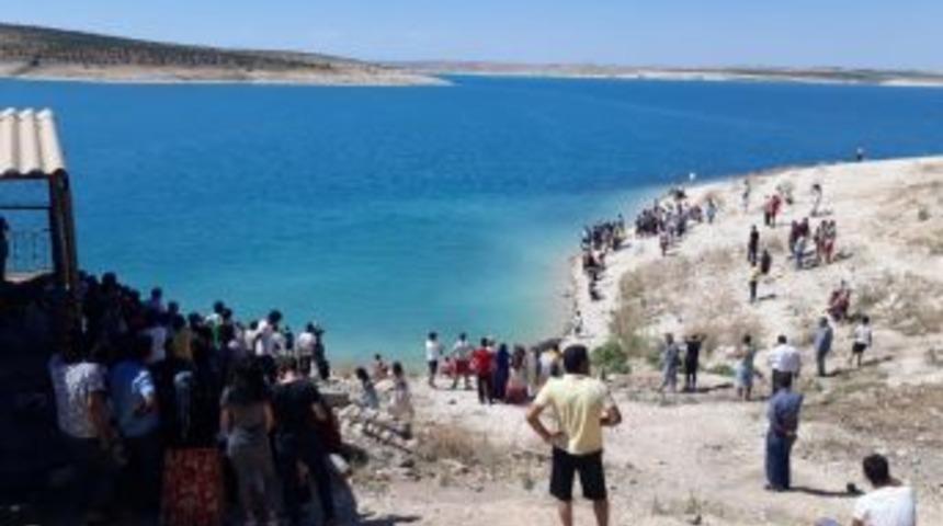 Serinlemek İçin Baraja Giren Suriyeli Genç Öldü