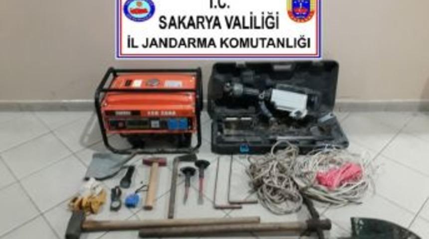 Define Avcıları Su&ccedil;&uuml;st&uuml; Yakalandı