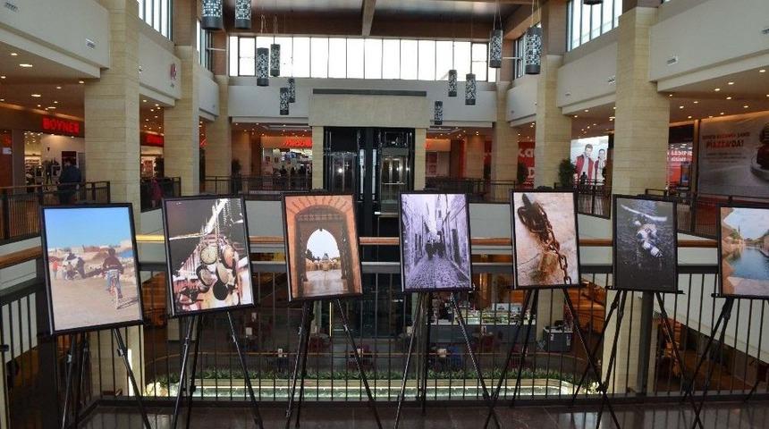 Yansıma Adlı Fotoğraf Sergisi Piazza Avm&rsquo;de A&ccedil;ıldı