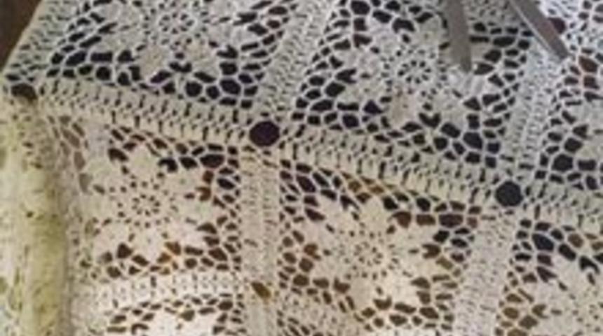 Masa &Ouml;rt&uuml;lerindeki Lekelere Son!