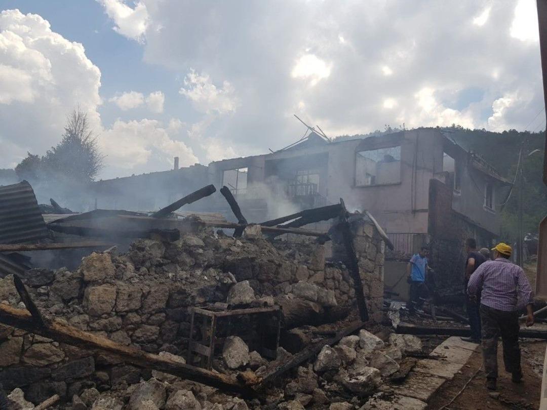 Dursunbey&rsquo;de Korkutan Yangın