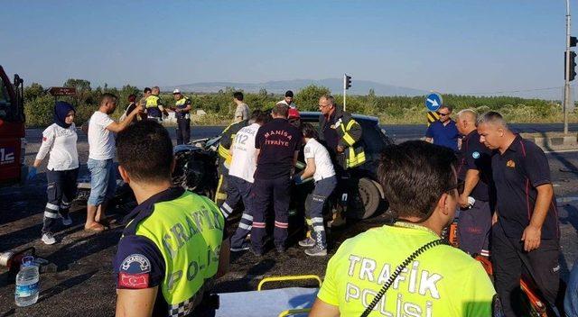 Manisa’da Zincirleme Kaza: 1 Ölü, 6 Yaralı