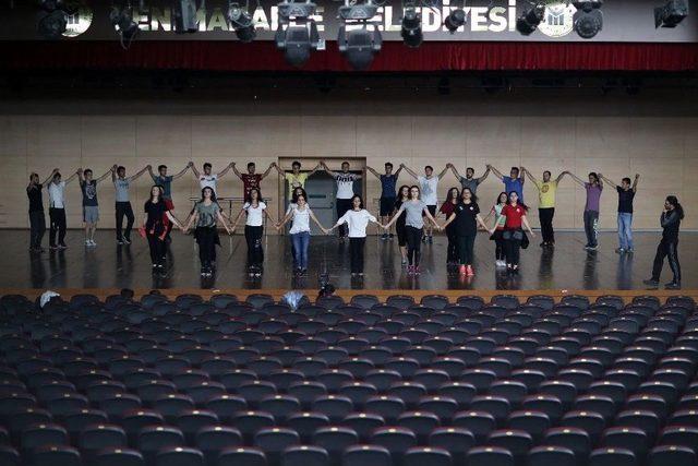 Tubil Halk Dansları Topluluğu Birincilik Yolunda 2