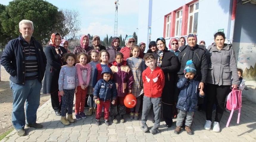 Okul Yanına Baz İstasyonu Kurulmasına Velilerden Tepki