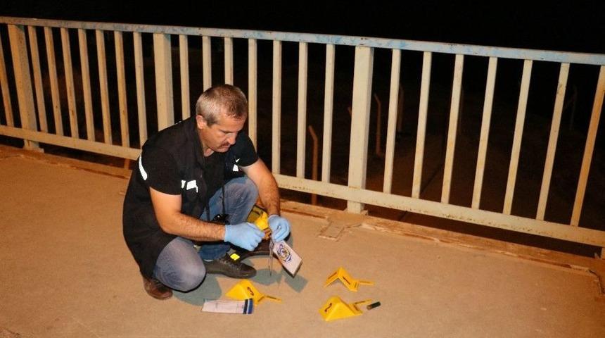 Kavgayı Ayırmak İsteyen 3 Kişi Pompalı T&uuml;fekle Vuruldu