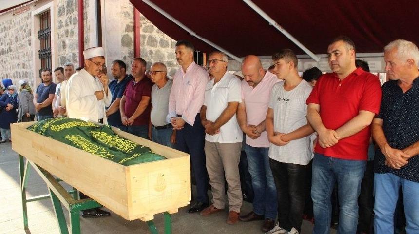 Aracıyla Denize U&ccedil;an Vatandaş Yaşamını Kaybetti