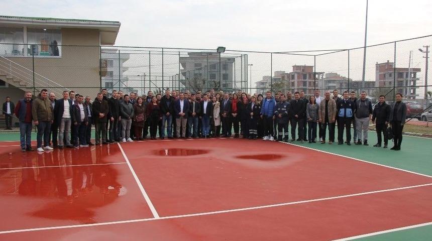 Menderes&rsquo;te Sendika M&uuml;jdesi