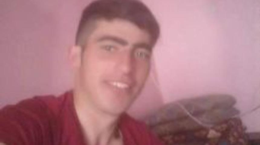 Ağrı’ya İzne Gelen Asker Kazada Hayatını Kaybetti