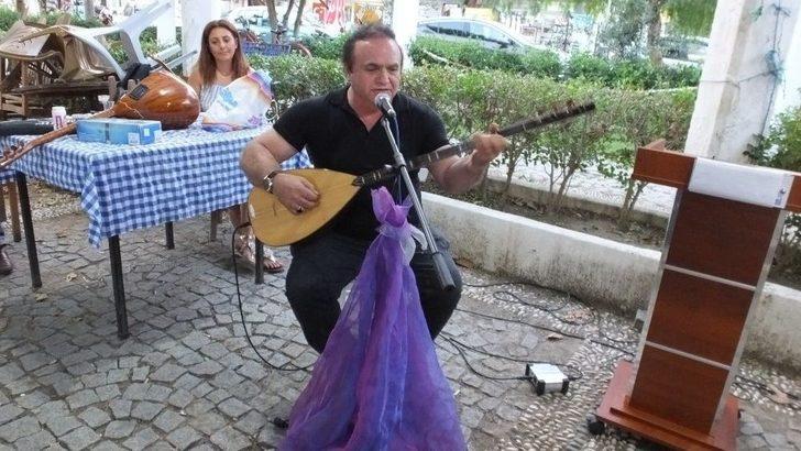 Edremit’te Şiir Ve Türkü Gecesi Sanatçı Ve Yazarları Buluşturdu G1