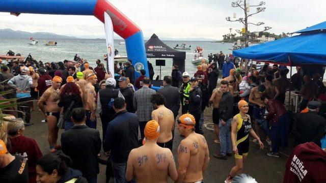 12. Datça Açık Deniz Kış Yüzme Maratonu Başladı