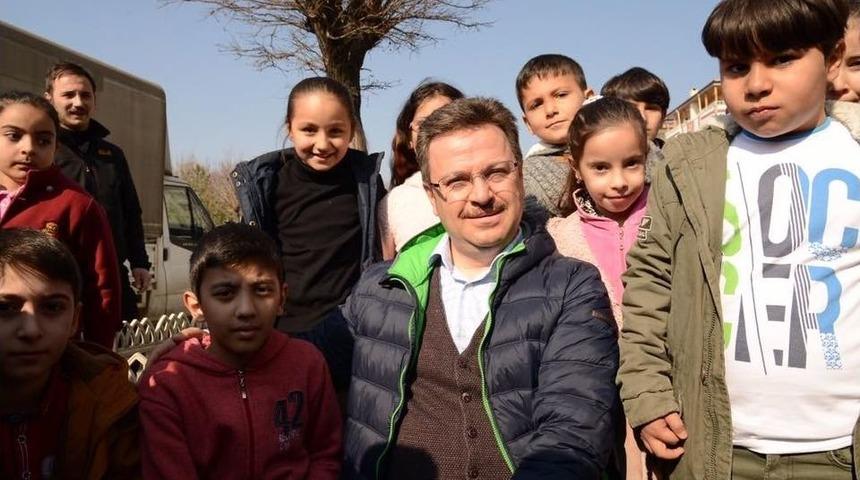 Sokak Hayvanları İ&ccedil;in Beslenme Noktaları