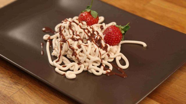 Çikolata Soslu Kestane Spagetti