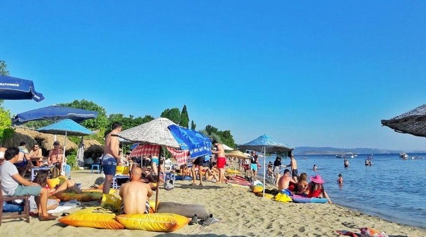 Erdek Tatilcilerin Akınına Uğruyor