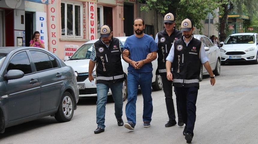 Eskişehir&rsquo;de Fet&ouml;&rsquo;n&uuml;n &rsquo;il İmamı&rsquo; Olduğu İddiasıyla Yakalanan Şahıs Adliyede