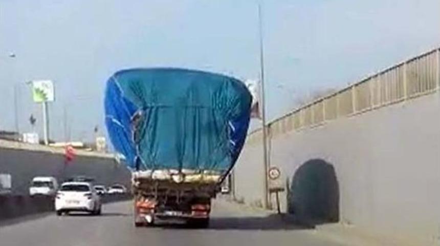 Aşırı Y&uuml;kl&uuml; Kamyonların Tehlikeli Yolculukları