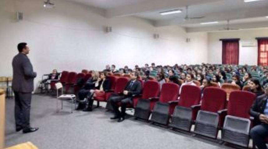 Ekinci: "su&ccedil;a S&uuml;r&uuml;klenen &Ccedil;ocuklar Topluma Kazandırılmalı"