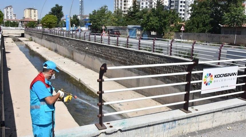 Kocasinan’da Kanallar Temizlenip, İlaçlanıyor